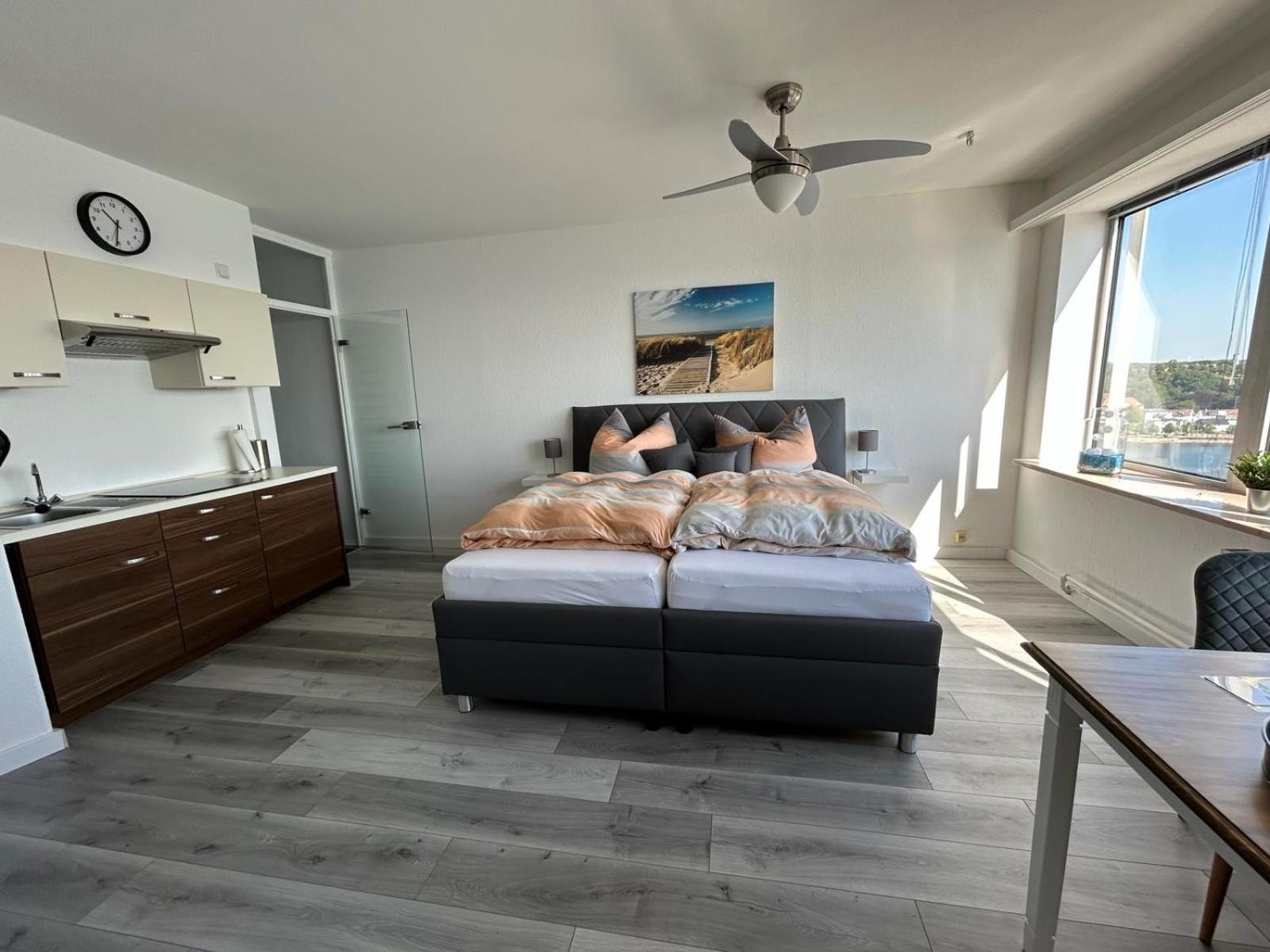 „Bellevue“ Appartement Schleswig Buitenkant foto